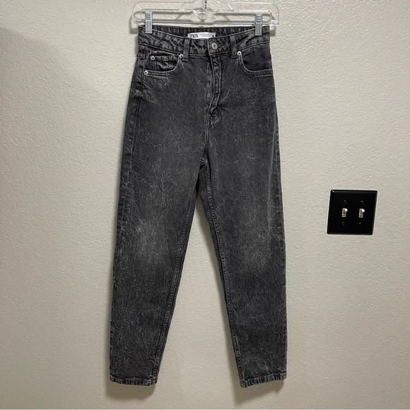 Zara Z1975 MOM FIT JEANS WITH A HIGH WAIST SIZE 2 - Picture 2 of 5